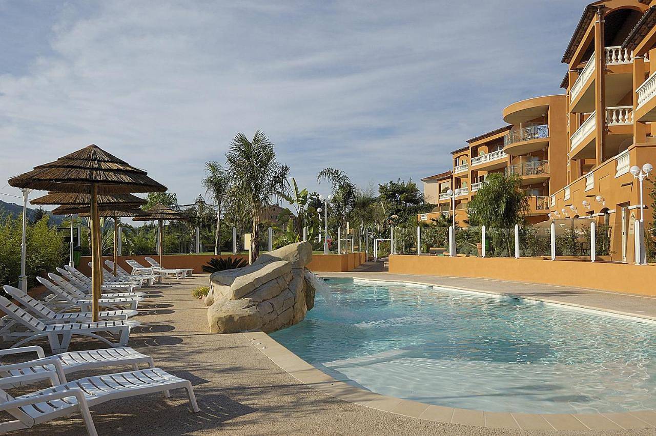 Hotel Lou Castelet in Carros, Côte méditerranéenne (France)