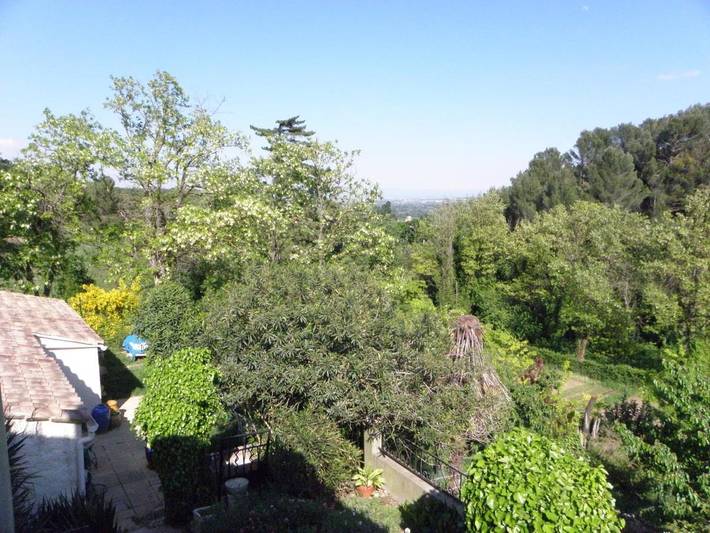 Location de vacances pour 5 personnes, avec vue et jardin à Sauveterre - 2