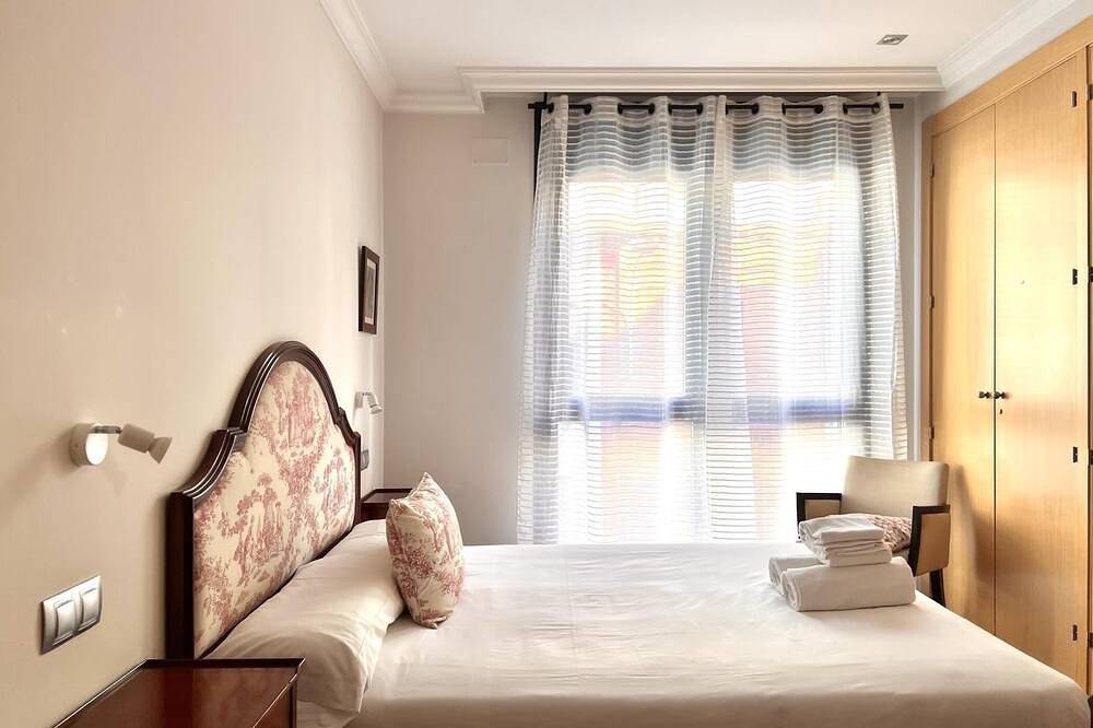 Ganze Wohnung, Housing León- Colón Center in León, Cordillera Cantábrica