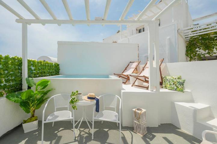 Appartement de vacances pour 7 personnes, avec jacuzzi ainsi que piscine et jardin, animaux acceptés