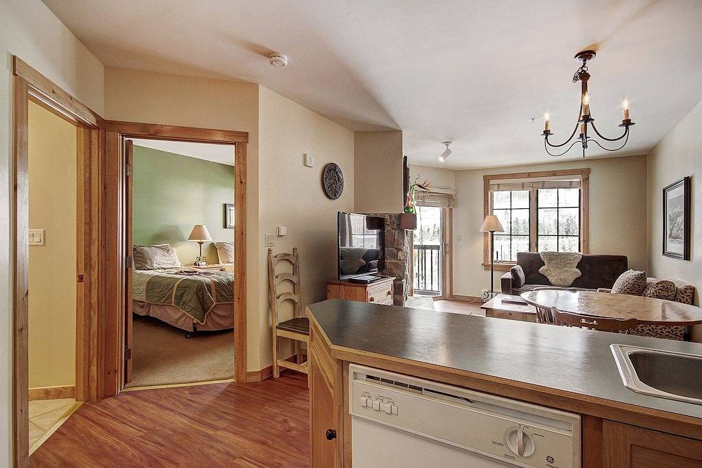 Ganze Wohnung, Gemütliche moderne 2-Zimmer Eigentumswohnung im Herzen von River Run im Dakota Lodge! in Arapahoe Basin