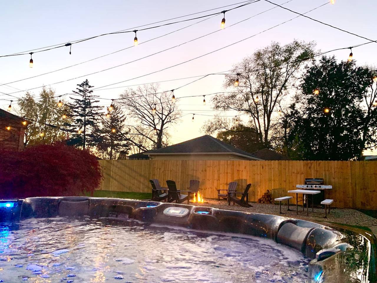 Vacation House for 10 Guests in South Bend, Indiana