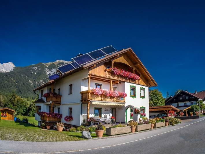Ferienwohnung für 4 Personen, mit Garten in Leutasch - 2