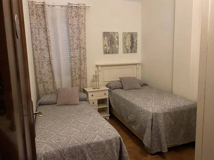 Casa de vacaciones para 10 personas, con vistas al lago y jardín además de vistas y piscina, Se admiten mascotas en Córdoba - 3