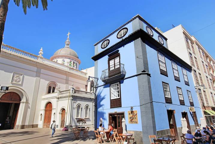 Ganze Wohnung, Apartmento El balcón de la Catedral mit Bergblick, Balkon & Wlan in San Cristóbal de La Laguna, Teneriffa Nord