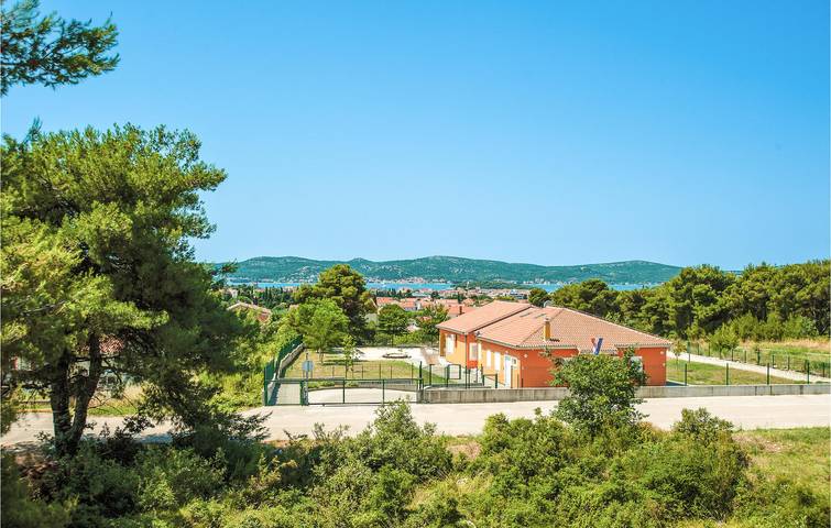 Ferienwohnung für 4 Personen, mit Terrasse in Biograd na Moru - 4