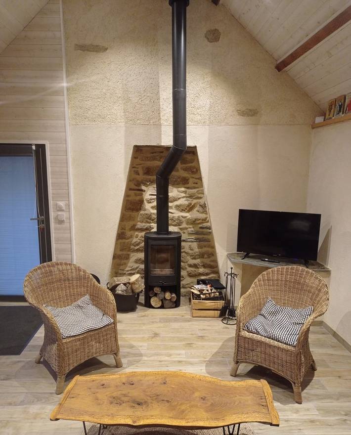 Gîte pour 2 personnes, avec terrasse, animaux acceptés dans Monts d'Arrée - 4