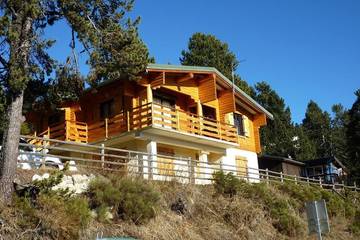 Chalet pour 6 personnes, avec jardin et balcon à Bolquère