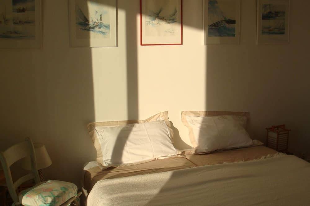 Entire apartment, Normandy, on the beach, The Terrace Between Sky and Sea,  panoramic view. in Blonville-sur-Mer, Lisieux region