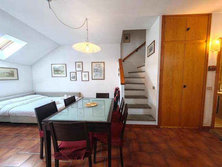 Gîte pour 8 personnes, avec vue ainsi que balcon et jardin, animaux acceptés à Cesana Torinese - 4