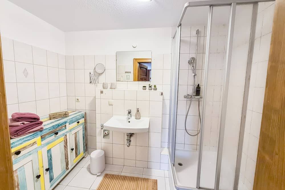 Ganze Wohnung, Apartment Victoria im Fachwerkhaus von 1596 – Altstadt Jena in Jena, Saaleland