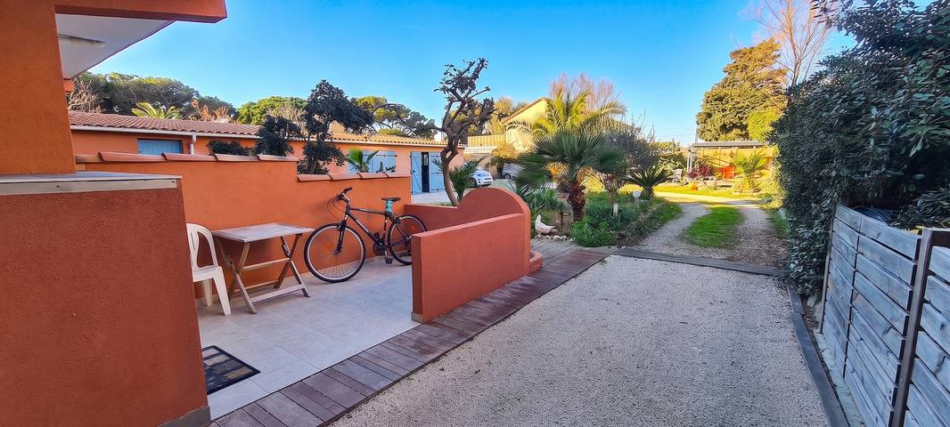 Studio pour 4 personnes, avec terrasse
