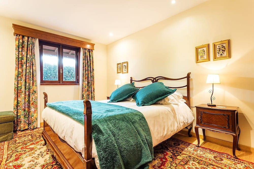 Rural Tourism House, Rustikales Haus am Strand in Canidelo, Porto Distrikt