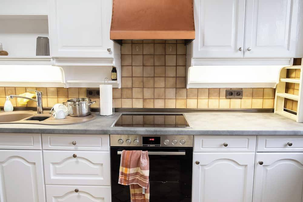 Ferienhaus große Villa 4 Schlafzimmer 3 Badezimmern - \" Smart Home \" in Euskirchen, Eifel