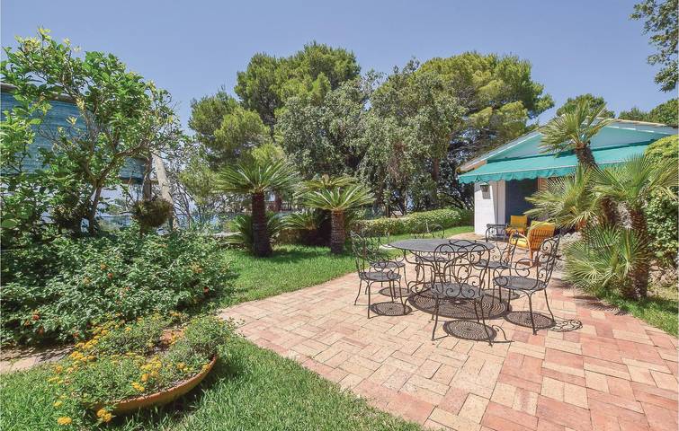 Casa vacanza per 7 persone, con Terrazza a Ischia