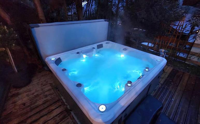 Location de vacances pour 6 personnes, avec jardin et jacuzzi à Aigueblanche - 3