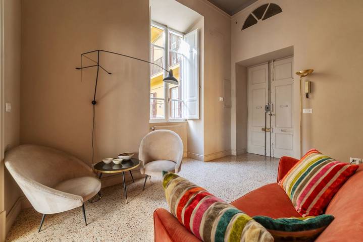 Geheel appartement, Vakantieappartement voor 3 personen met balkon/terras in Centrum van Rome, Rome