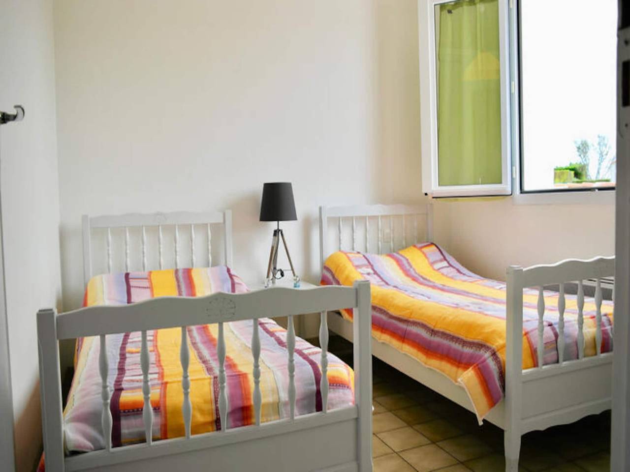 Entire apartment, Apartment in Brem-sur-Mer near Beaches in Brem-sur-Mer, Loire Valley