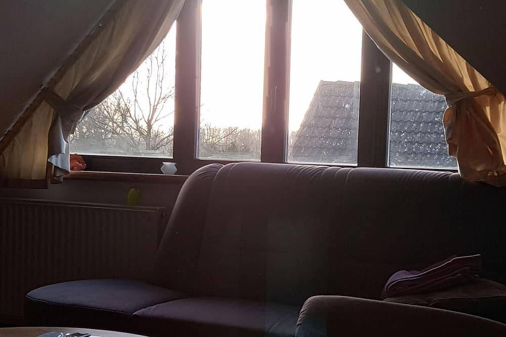 Ganze Wohnung, Ferienwohnung Haus Irmgard in Schloen-Dratow, Müritz