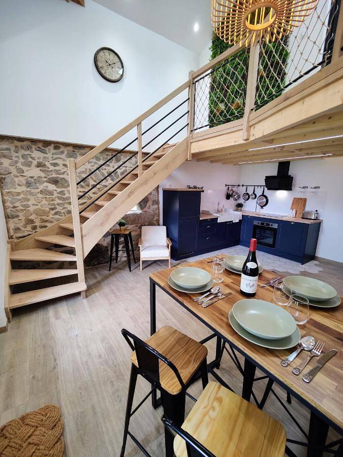 Maison de vacances pour 6 personnes, avec Jacuzzi et Terrasse ainsi que Jardin et Vue