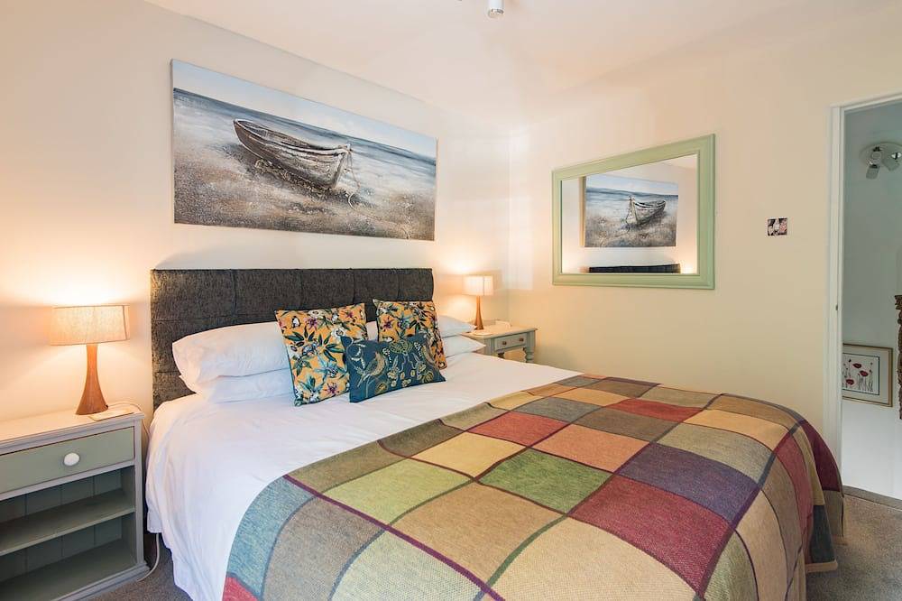 Cosy and quirky seaside cottage in the heart of Deal's conservation area in Deal, Kent