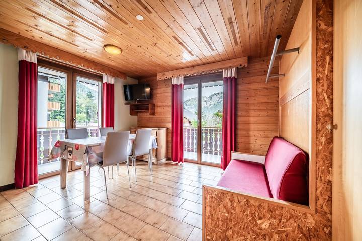Appart’hôtel pour 4 personnes, avec sauna et balcon dans les Alpes