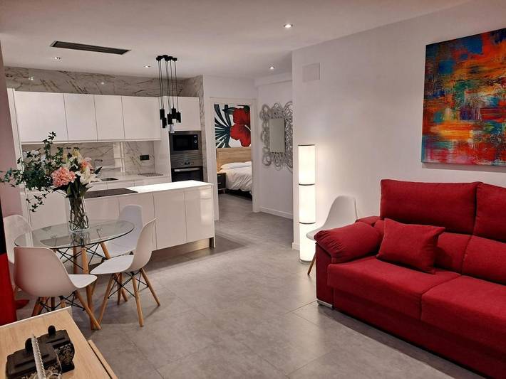 Casa de huéspuedes para 6 personas, con Balcón además de Terraza y Vistas en Benidorm