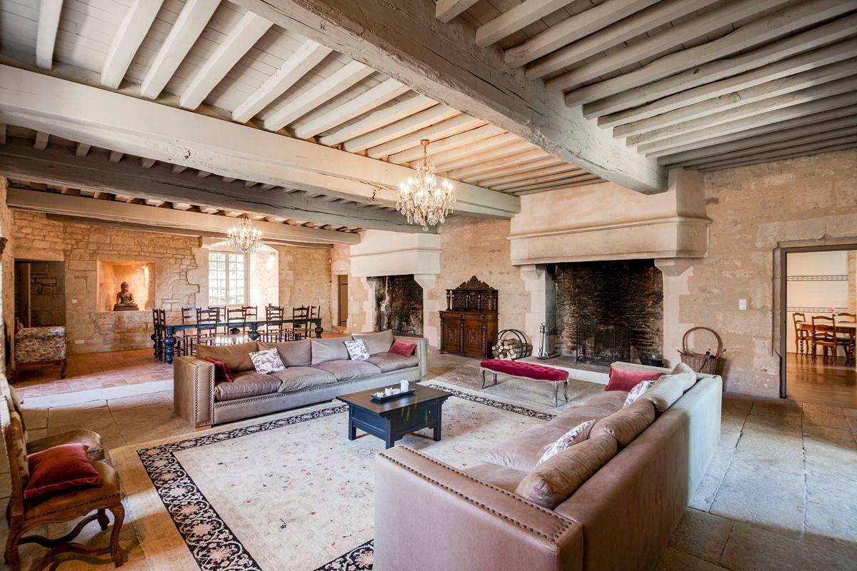 Château pour 14 personnes avec piscine in Châtel-Gérard, Arrondissement d'Avallon