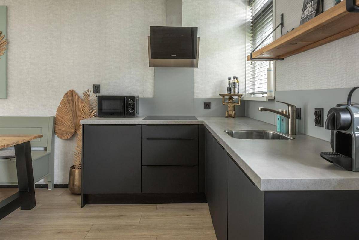 Het Steven van Grou - luxury wellness house with hot tub in Nationalpark De Alde Feanen