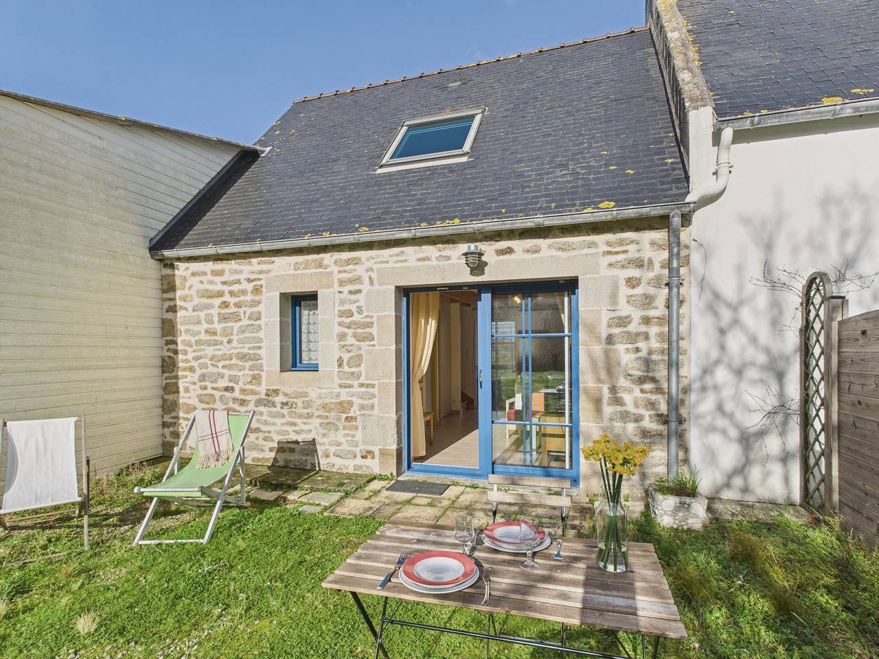 Holiday home for 2 people with garden in Penmarc'h, Quimper region