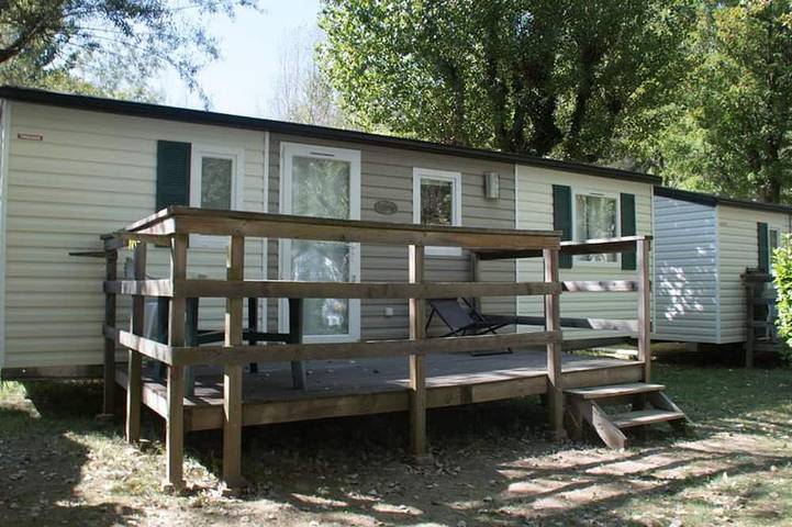 Camping pour 4 personnes dans les Gorges du Tarn