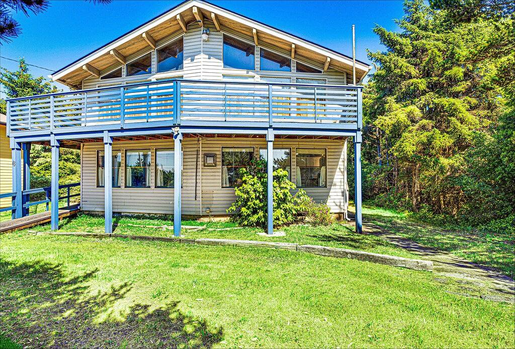 Cozy Copalis Beach Cottage Escape in Copalis Beach, Grays Harbor County