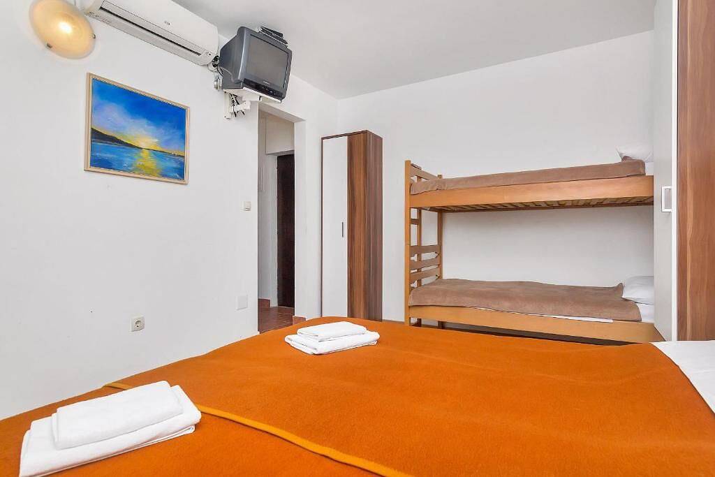 Ganzes Studio, Apartments Igor in Gdinj, Hvar