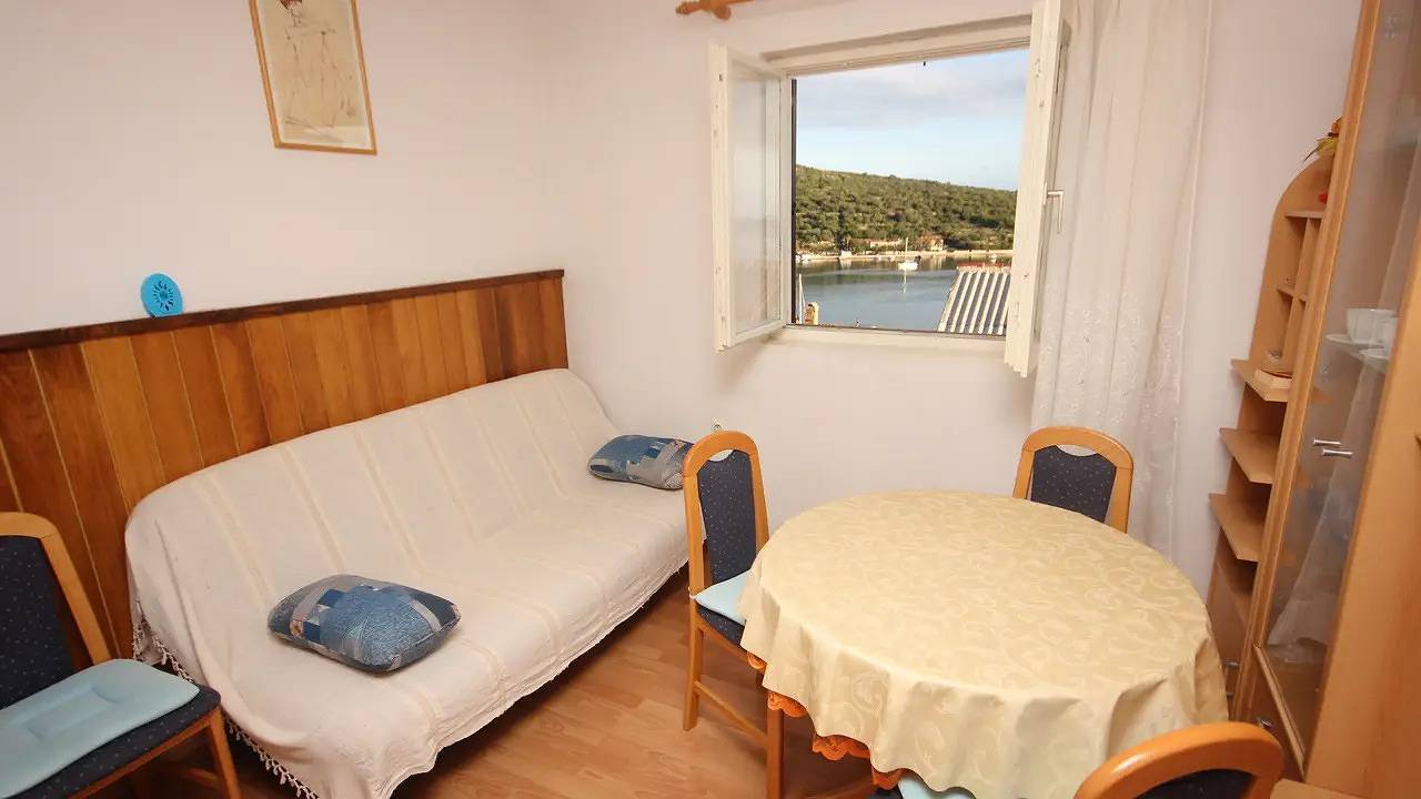 Hel semesterlägenhet, Ferienwohnung für 4 Personen (42 m²) in Vis in Vis Town, Split-Dalmatia guovlu