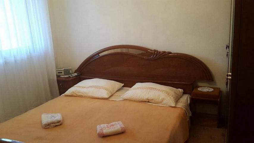 Apartament wakacyjny dla 2 osób w Podstrana