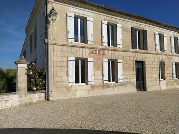 Chambre d’hôte pour 3 personnes, avec sauna ainsi que jardin et vue à Épargnes