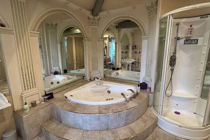 Location de vacances pour 11 personnes, avec jardin et jacuzzi dans Montpouillan - 2
