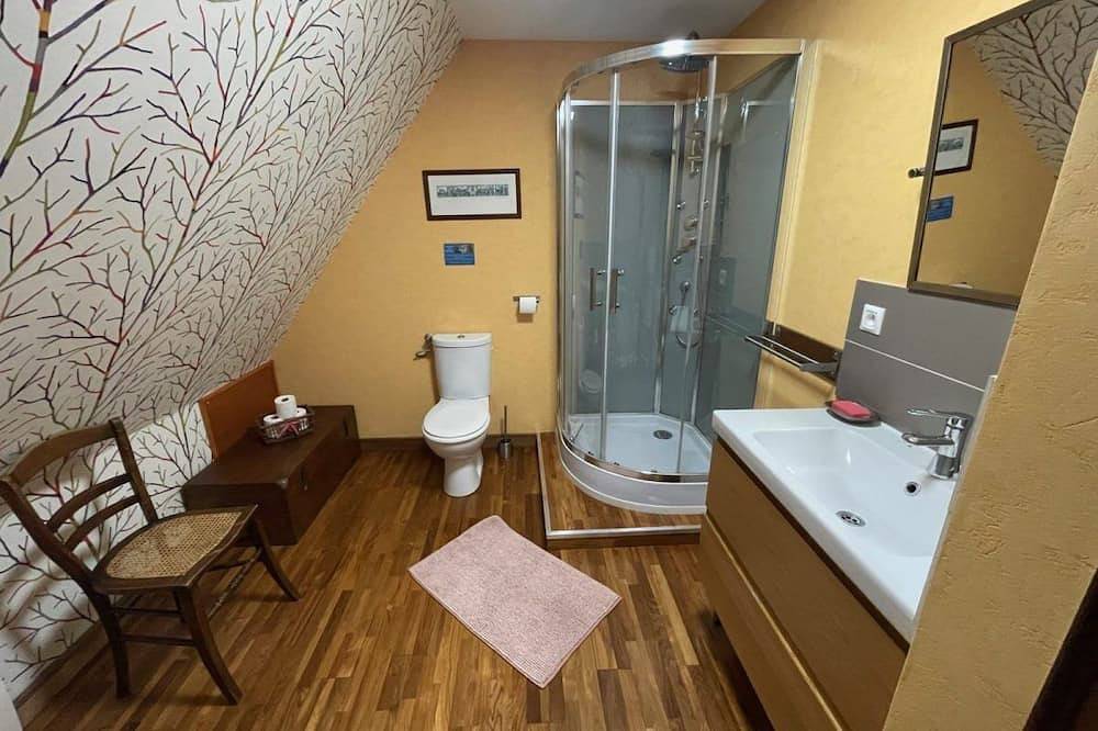 Entire apartment, 1 Bedroom Apartment in Niederbronn-les-Bains in Niederbronn-les-Bains, Nordelsass