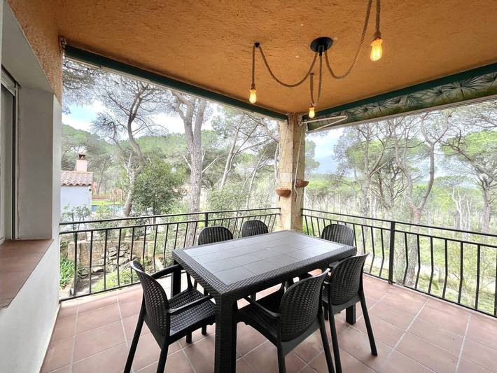 Maison individuelle avec jardin privé, climatisation et parking à Begur in Residencial Begur, Begur