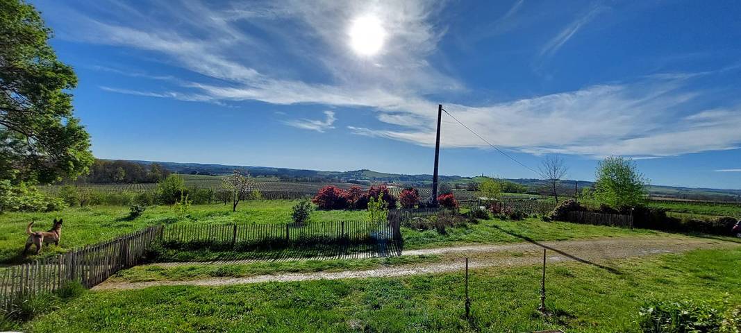 Gîte pour 5 personnes, avec jardin ainsi que piscine et terrasse dans le Gers - 3
