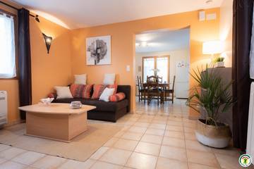 Gîte pour 2 Personnes dans Étienne Bonnot de Condillac, Région de nyons, Photo 2