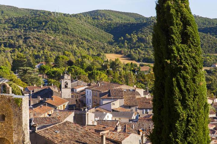 Parc de vacances pour 2 personnes, avec vue ainsi que jardin et piscine, animaux acceptés dans Thermes de Gréoux les Bains - 3