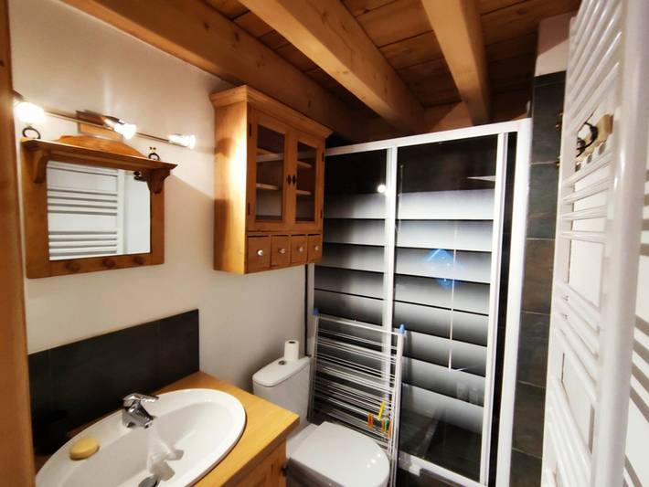 Chalet haut de gamme à Isola 2000, proximité pistes, 6 couchages, Wi-Fi inclus in Isola 2000, Isola