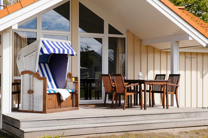 Strandhaus für 4 Personen, mit Terrasse und Sauna sowie Garten, mit Haustier an der Ostsee
