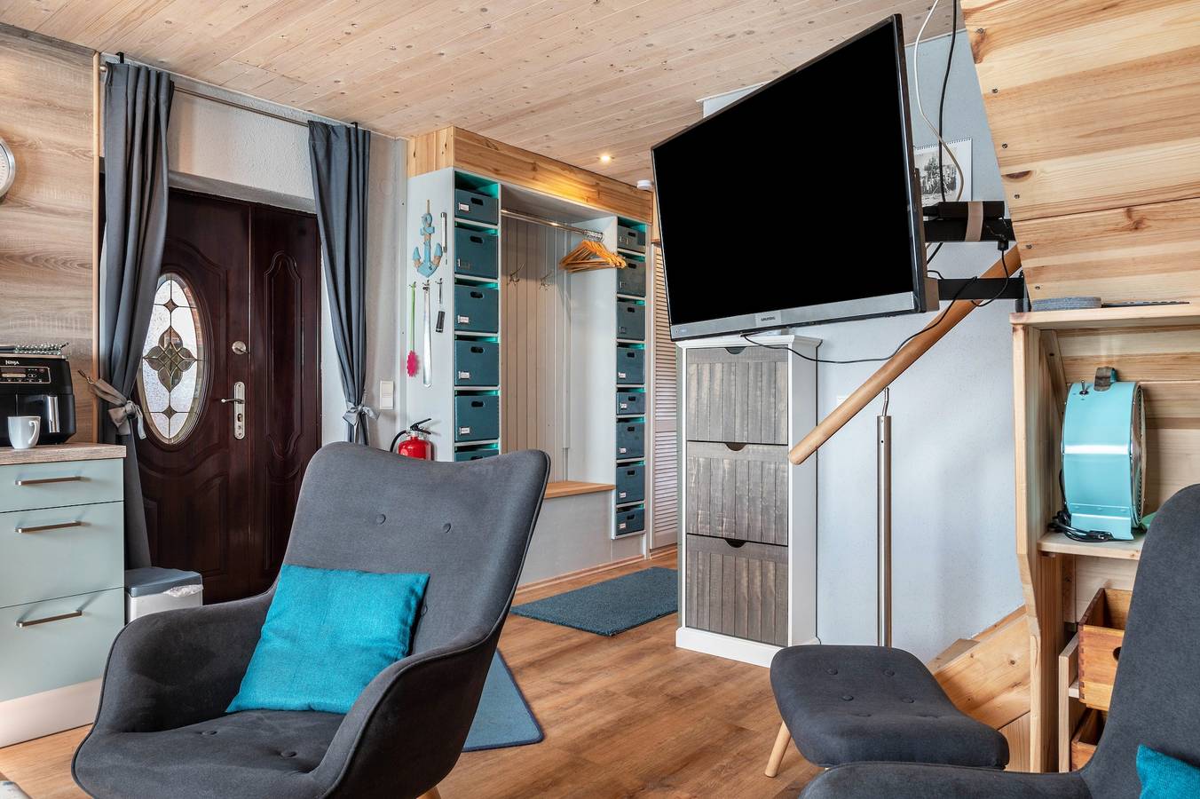 Ganze Wohnung, Ferienwohnung 'Mit Hund Blomberg Ostfriesl' mit Privatterrasse in Blomberg (Ostfriesland), Landkreis Wittmund