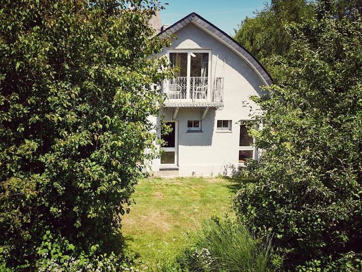 Ferienhaus für 4 Personen, mit Balkon und Terrasse sowie Garten und Pool in Braunfels