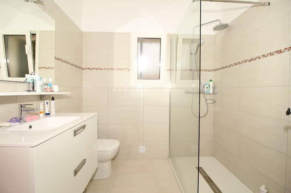 Villa 6p vue mer tout confort plage accessible à pied! in Porticcio, Grosseto-Prugna