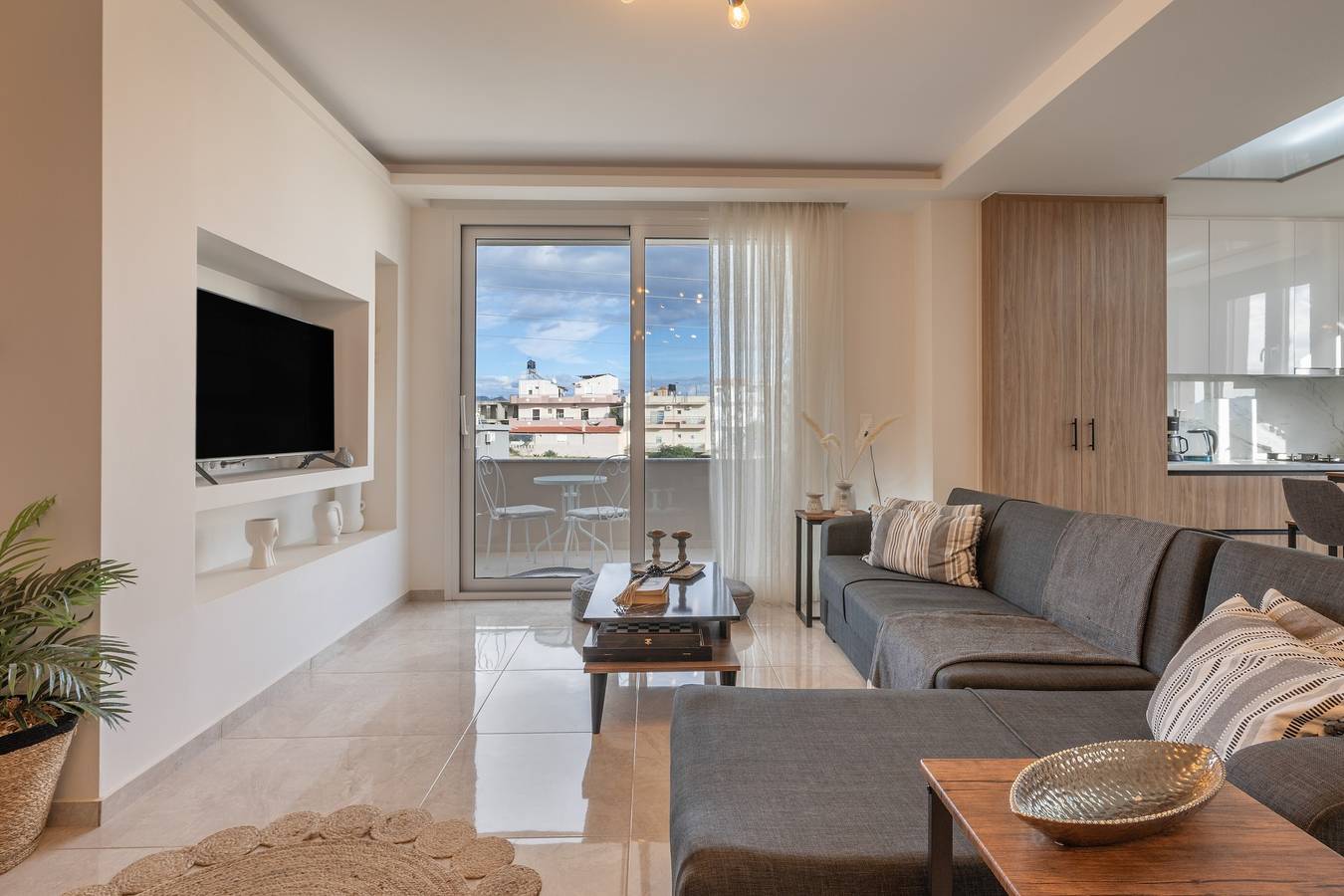 Ganze Wohnung, Ferienwohnung 'Athena Home Süd-Kreta' mit Bergblick, Wlan und Klimaanlage in Iraklio-Heraklion und Umgebung