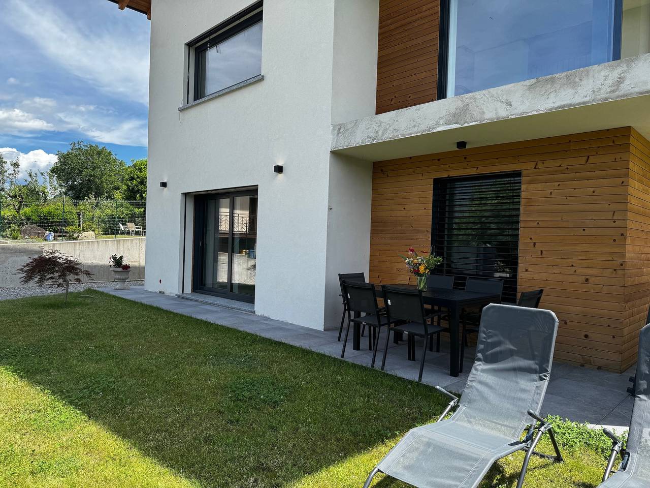 Ganze Wohnung, Ferienwohnung 'Tommaso' in der Villa Flaminia in Colico mit Garten und Grill in Colico, Orobie Alpen West