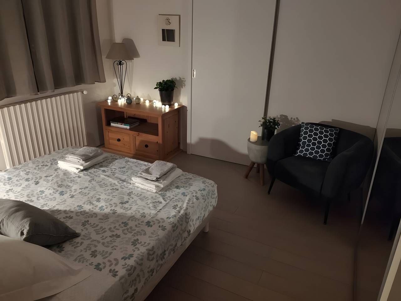Casa de huéspedes 'Habitación Côté Vignes' con piscina compartida, jardín común y Wi-Fi in Bourg-Saint-Andéol, Privas